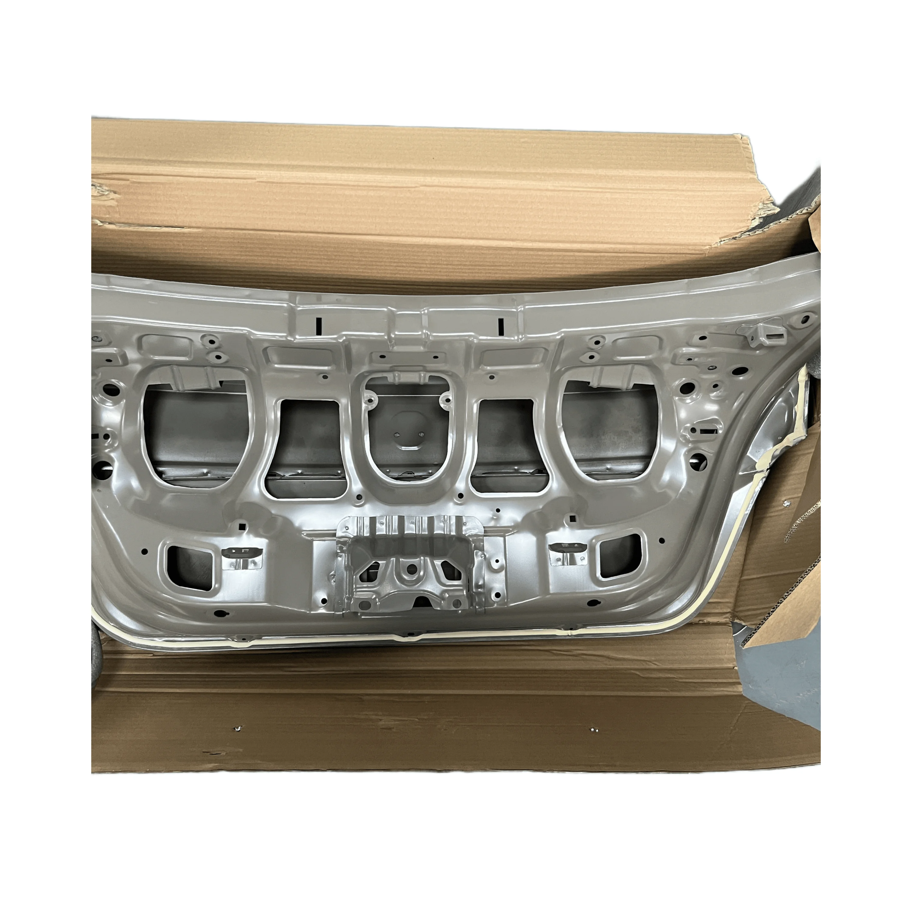 

SAIC MOTOR Hot Sale Original Parts RX5 OE Number 10884579 Car Tailgate