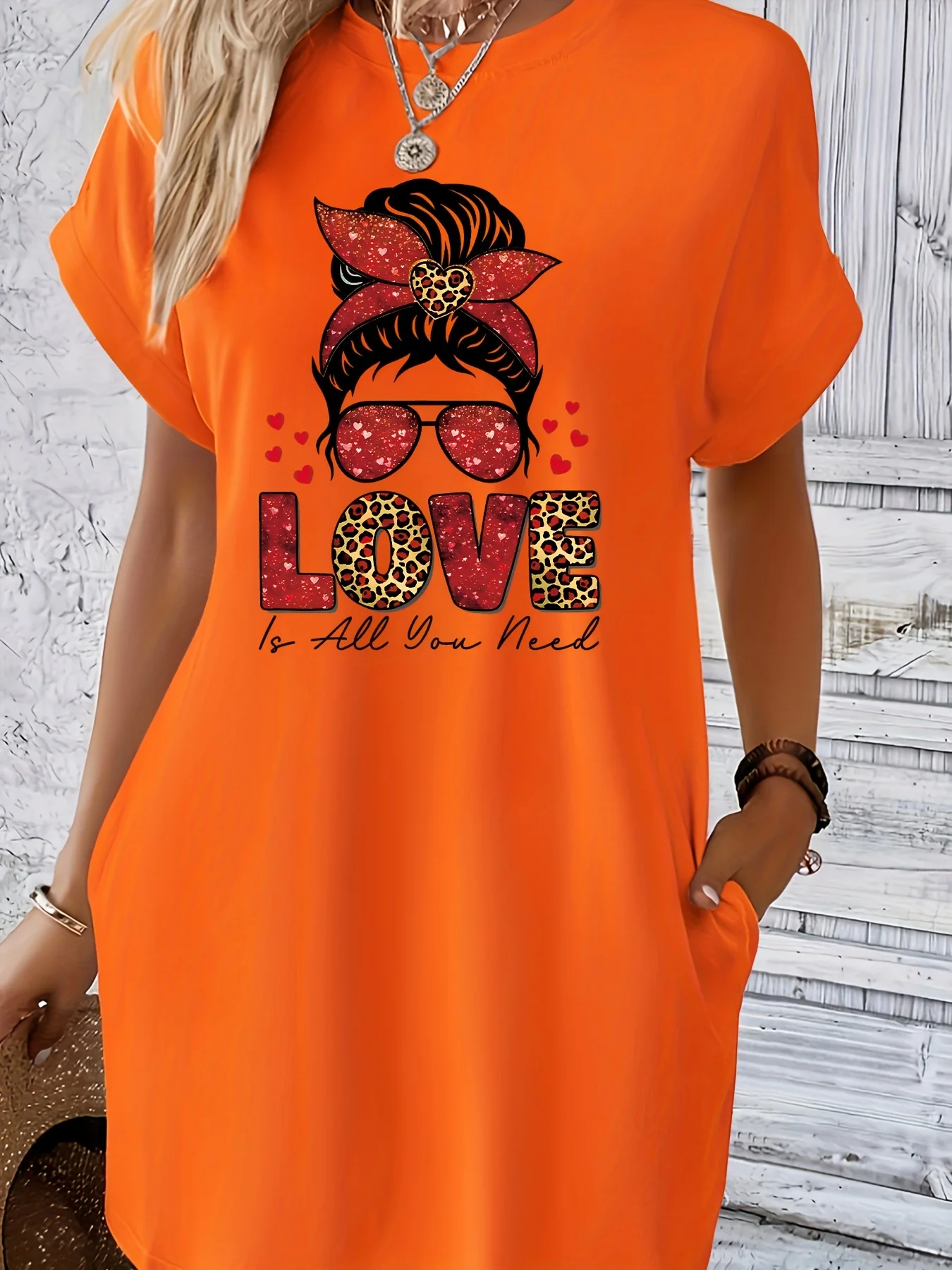 "Love Is All You Need" Women's Casual Pocket Dress - Light Green S7917ca9b76774a96a92a01e22a95c1bbr