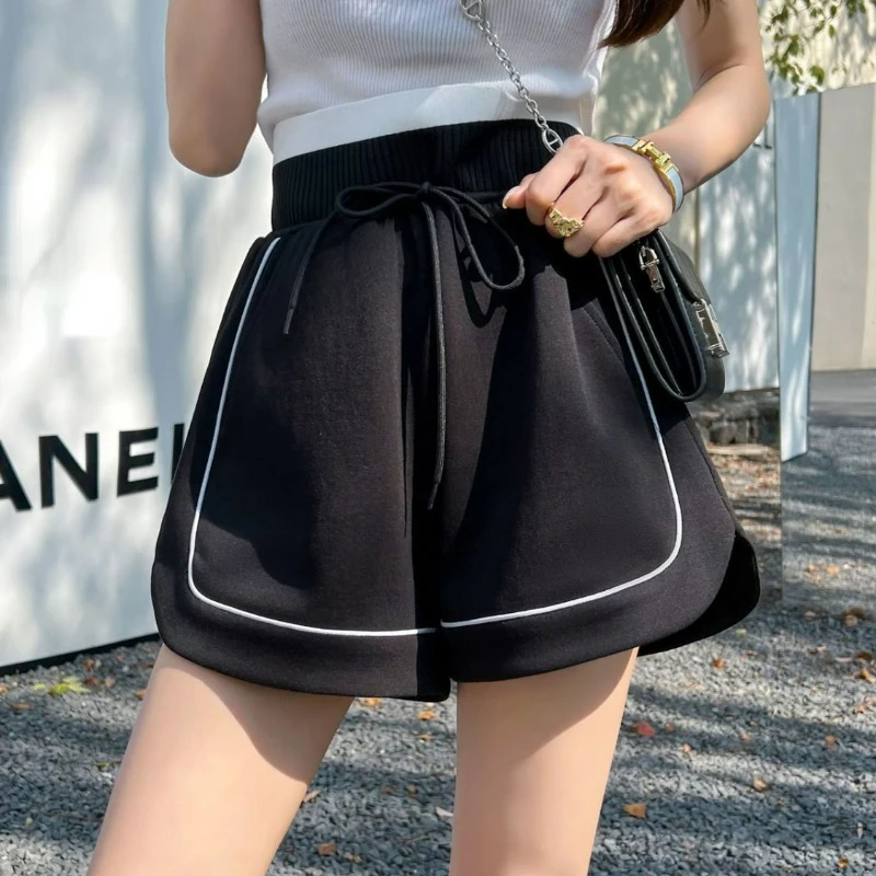 High Waisted Shorts for Women's Summer New Wide Leg Loose Casual Pants for Women's Thin Straight Leg Slimming Hot Pants