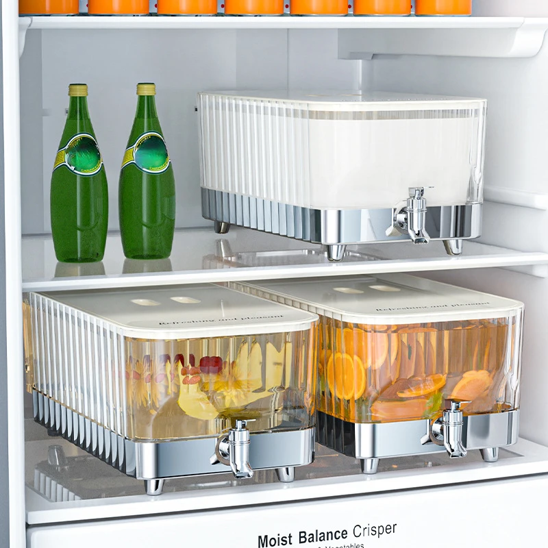 

5L Large Refrigerator Fruit Tea Bucket Cold Water Jug Plastic Water Pot with Faucet Large Capacity Lemonade Tea Water Kettle