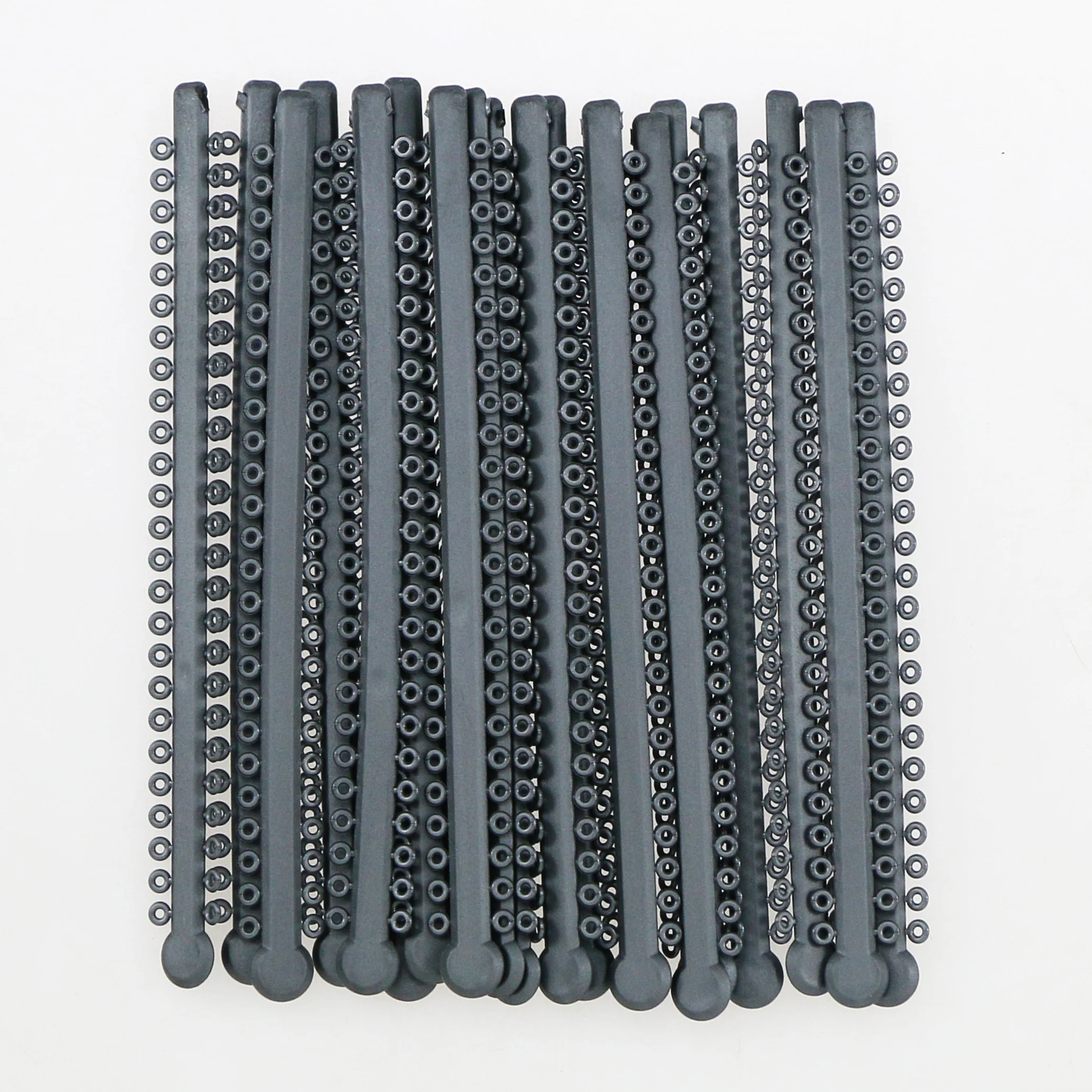 Рисунок 2 - Серый стоматологический ортодонтический