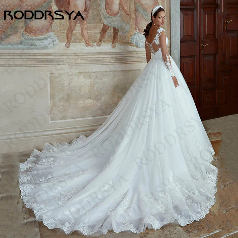 Рисунок 2 - Свадебное платье для невесты RODDRSYA