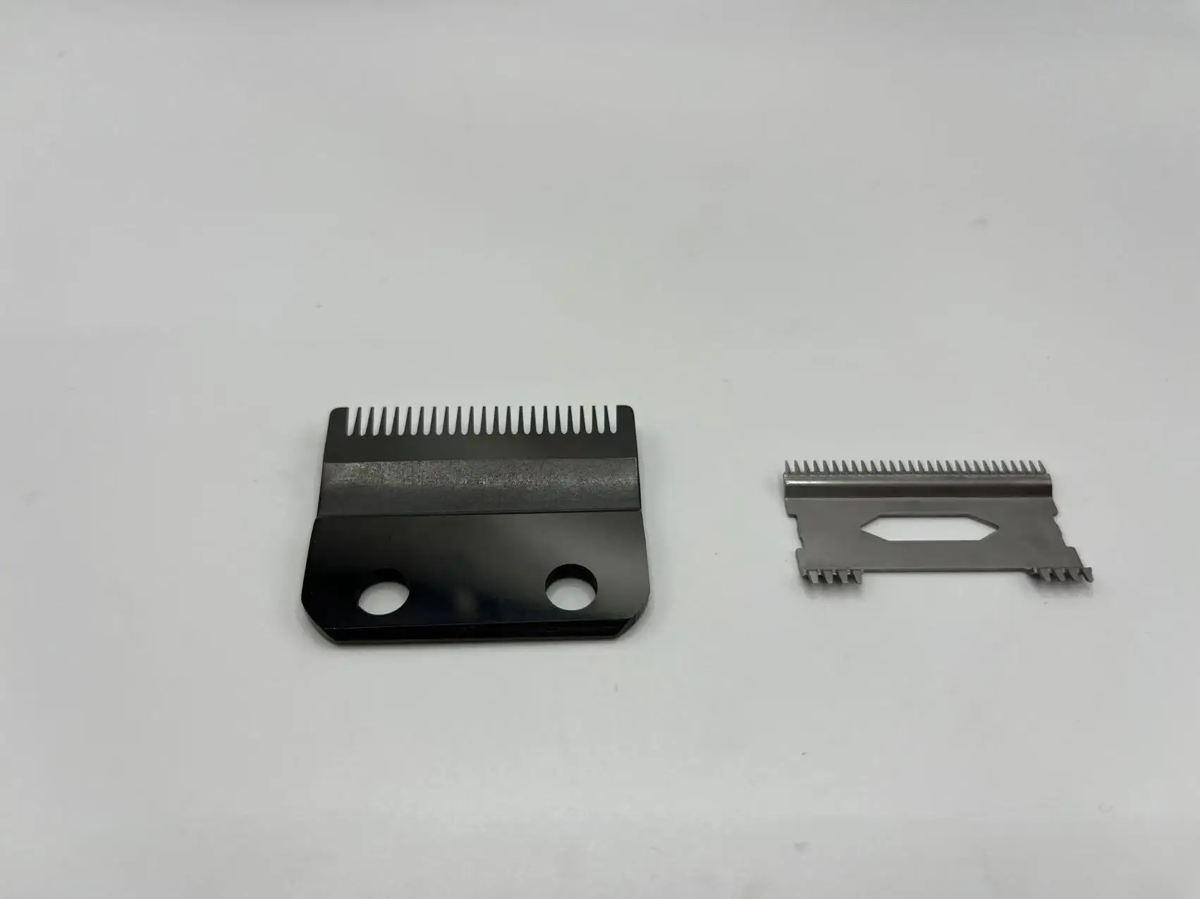 Description Picture 4 of itemMRD Pro Men's Professional Hair Clipper Original Horn Cutter Trimmer Faded Blade Fixed Knife Moving Knife Pick Knife Accessories