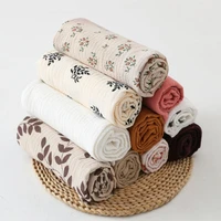2pcs Cotton Swaddle Blanket Baby Blanket Floral Print Muslin Diaper Swaddle New Born Crinkle Fabric Born Stroller Cover 1