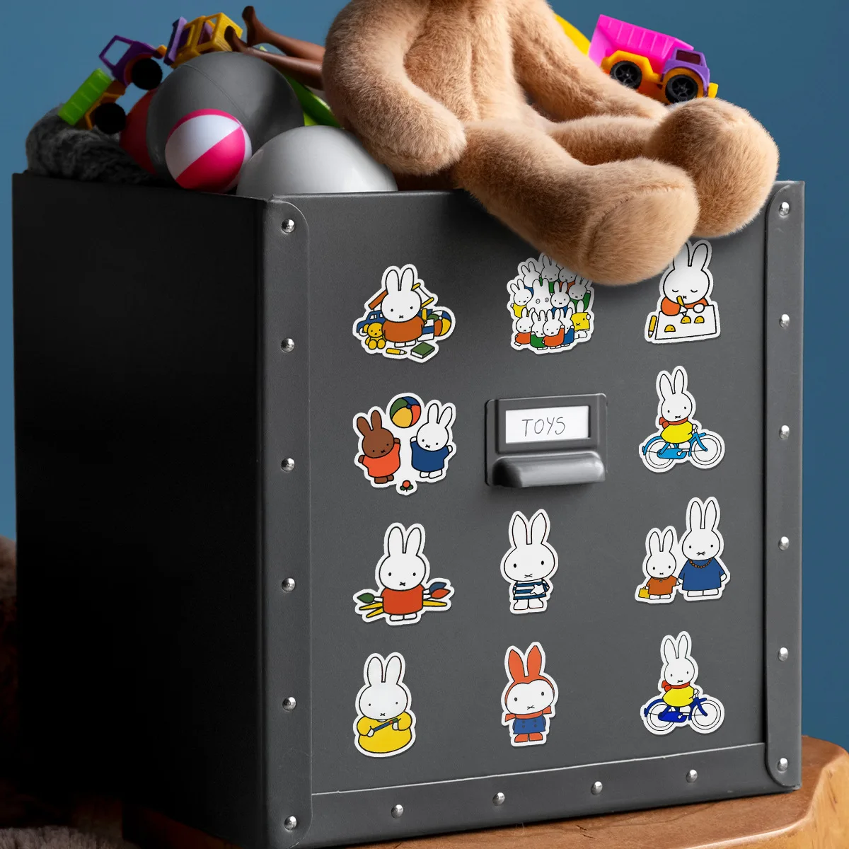 Miffy Kaninchen 50 Aufkleber Hochwertige Farbdrucke Animations-Cartoon-Druck Kreative Handyhülle Desktop Wasserdichte Dekoration – Detail 12
