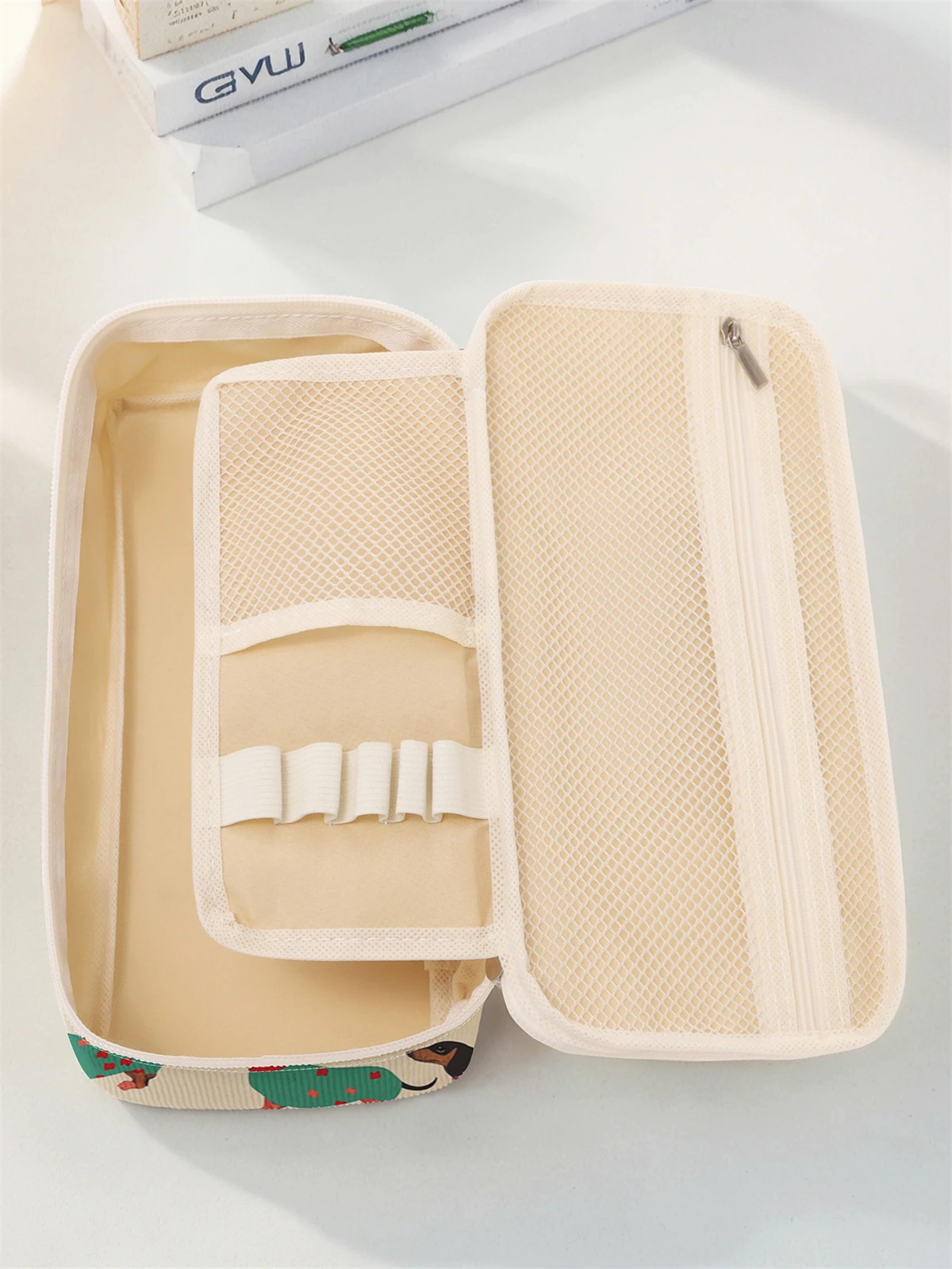 Cartoon dog pattern printing large capacity pencil case, durable multifunctional storage bag, portable zipper storage box