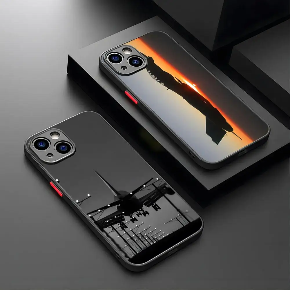 Fighter Propeller Plane Phone Case For Iphone Crane 15 14 13 Pro Max 12 Mini 11 Se 2020 6S 7 8 Plus Xs X Xr Matte Black Protection Case