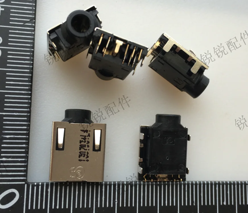

Разъем для наушников Samsung NC110 N120 N130 N140 N220 700G7C