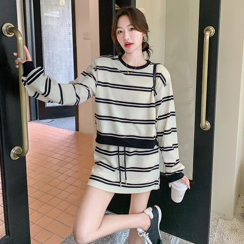 Promozione principale: Set a righe bianche e nere 191-99117-P145K208_voghion.com