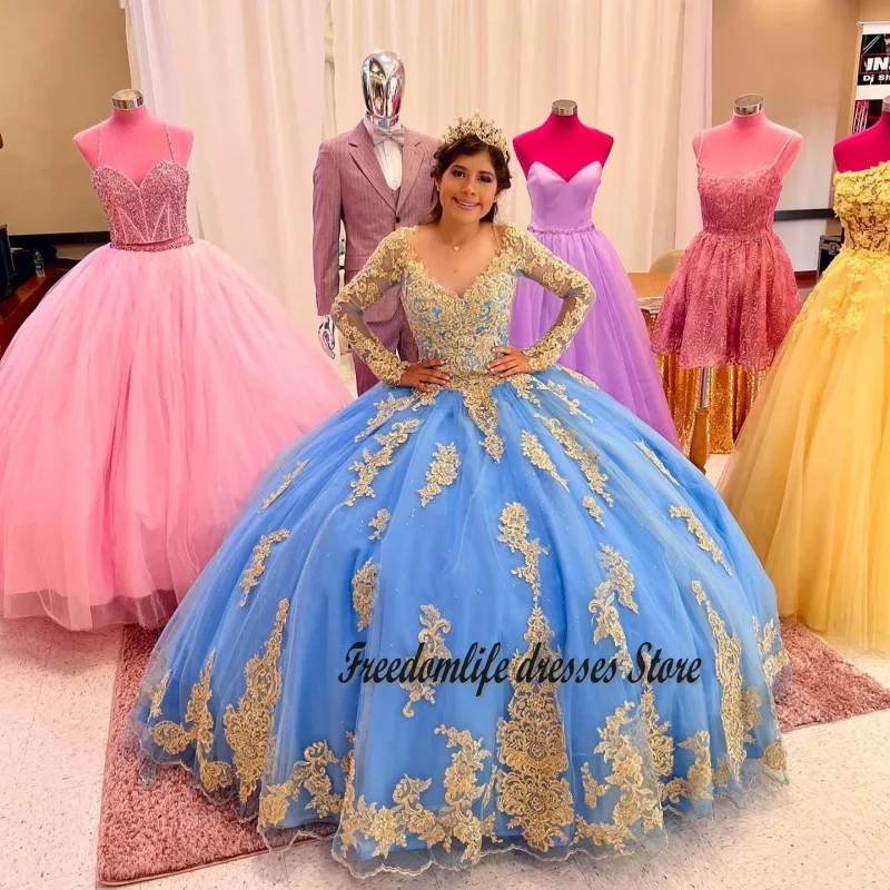 

Cara&Alan Light Sky Quinceanera Dresses With Gold Lace Applique Vestido para 15 Años 2022 Long Sleeves Sweet 15 Prom Gowns