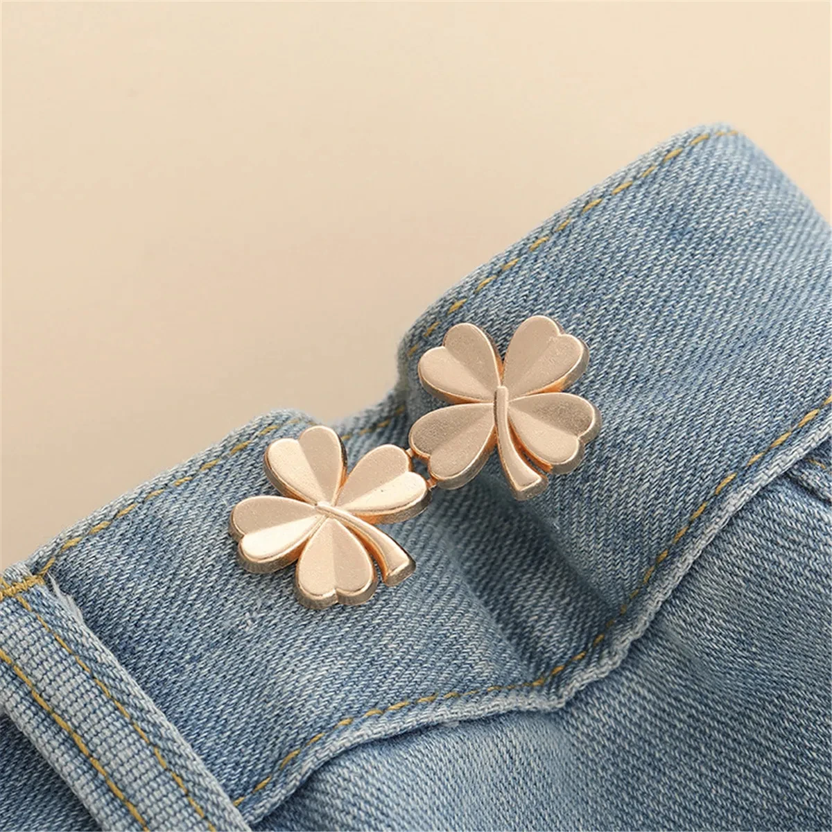 1 Pair Adjustable Waist Tightener Four Leaf Clover Trousers Waist Buckles for Jeans Pants Skirts Snap Button Adjuster Clips 3