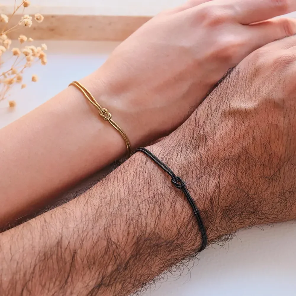 Skyrim Edelstahl Goldfarben Schwarz Paar-Armband Doppelte Schlangenkette Liebesknoten Armbänder für Frauen Männer Minimalistischer Schmuck Geschenk