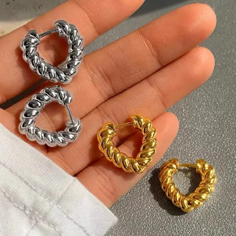 New Fried Dough Twists Ear Studs Love Ear Buttons Women French Retro Personality Simple Temperament Gold Orecchini