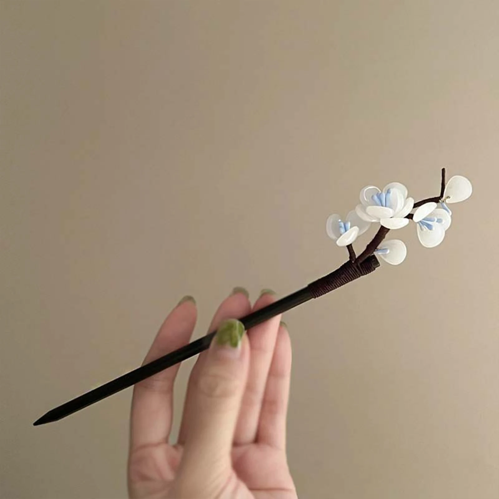 Weiße Blume Haarnadeln Retro Chinesische Stäbchen Stil Holz Haar Sticks Gabeln Frauen Haarknoten Maker Kopfschmuck Pferdeschwanz Halter – Detail 3