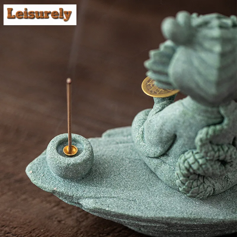 Creative Green Sandstone Dragon Snake Master One Finger Earns Tea Pet Ornament Teasing Beast Home Desktop Incense Holder Base