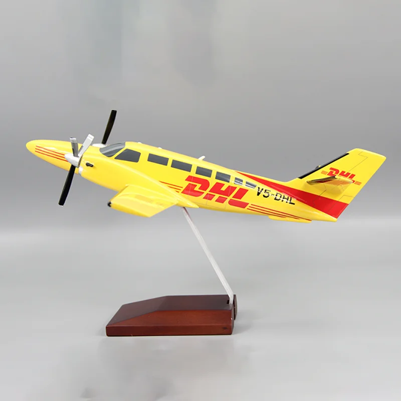 132 Scale Classic CESSNA 406 SKYHAWK Model DHL Cargo Plane Model Toy
