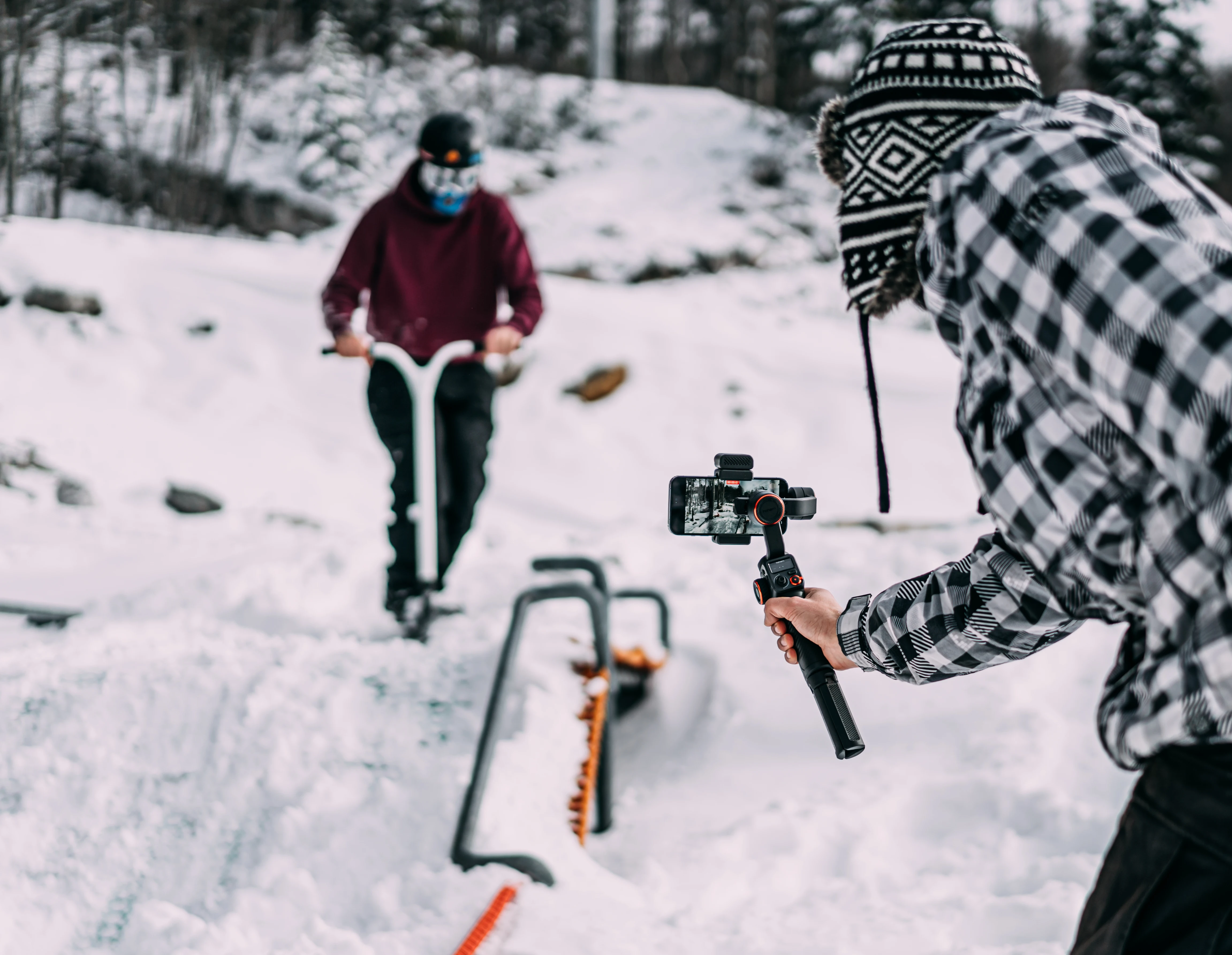 Description Picture 4 of itemHohem Official-website iSteady M6 3-Axis Gimbal Cell phone stabilizer with AI Magnetic Fill Light Full Color Video Record Vlogg