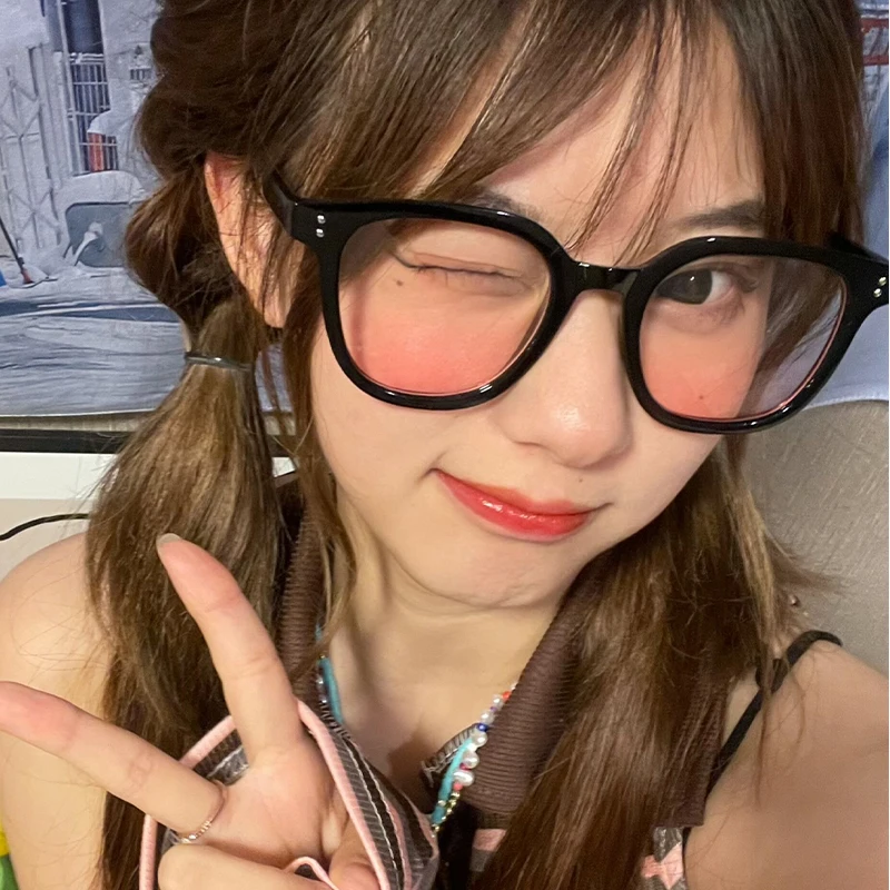 

Fashion Gradient Glasses Women Blush Sunglasses Anti Blue Light Sun Glasses Round Frame Flat Mirror Girl Decorative Cute Eyewear