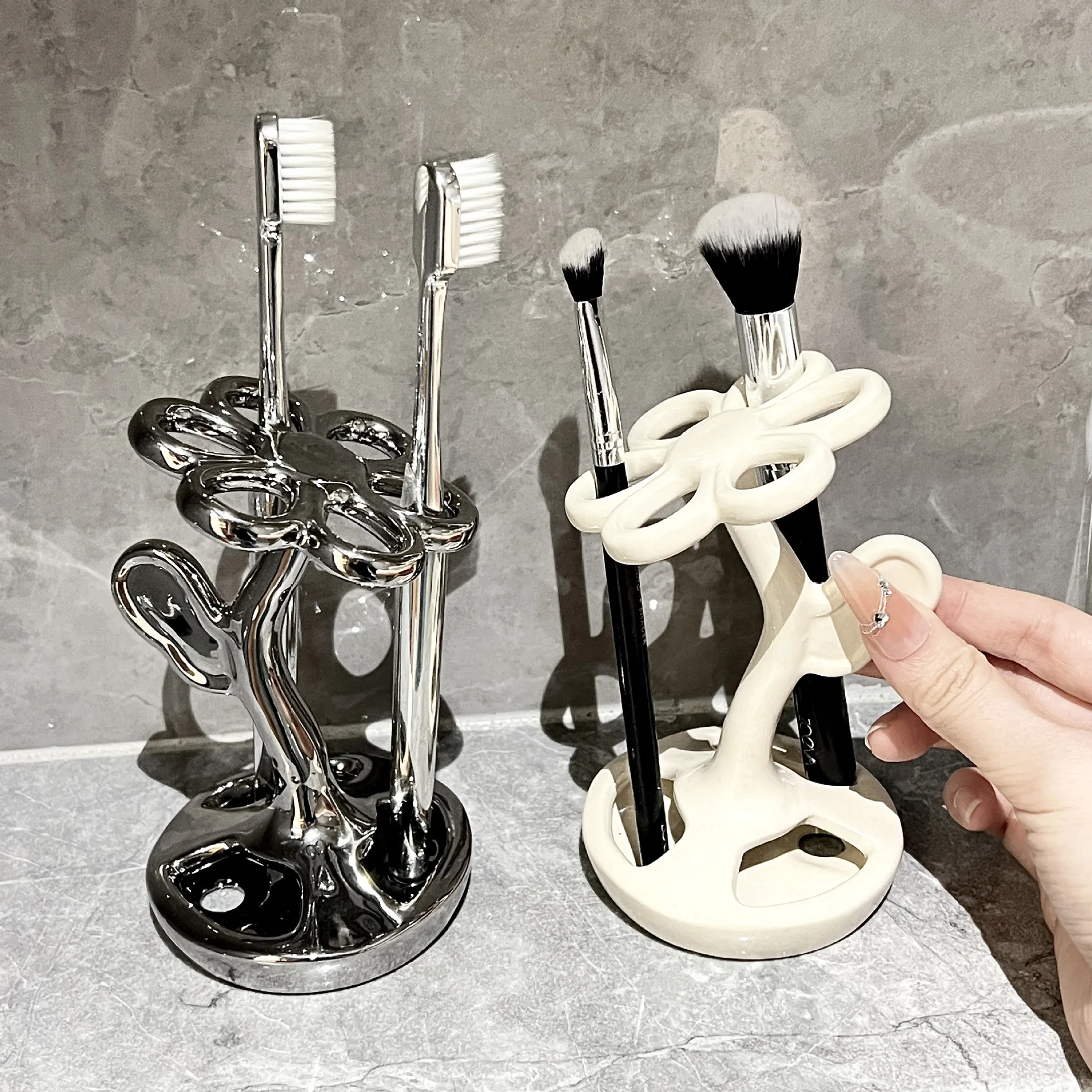 Toilet and Bathroom Creative Toothbrush Storage Rack Storage Rack for Dental Utensile Ceramic Base for Household Use