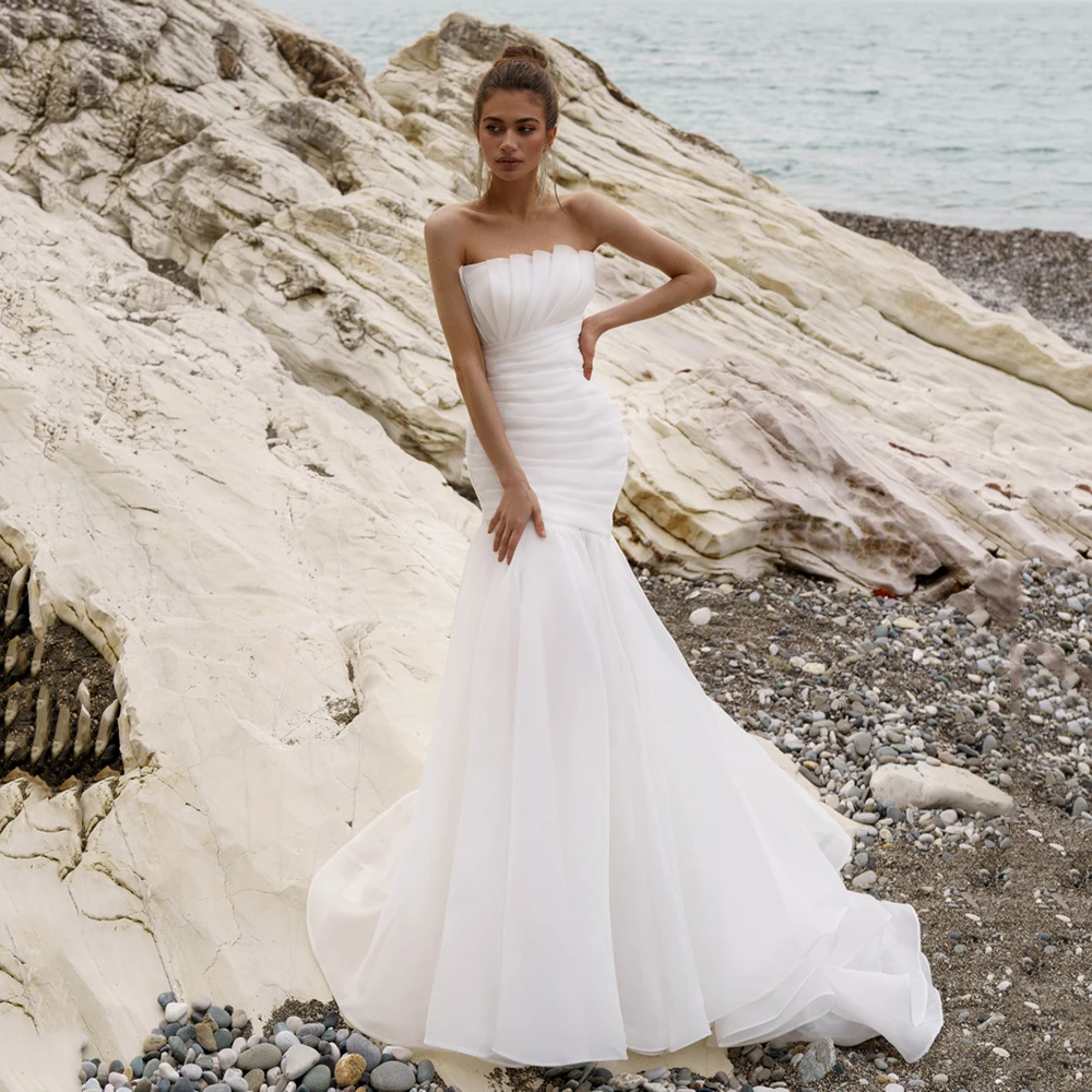 

UZN Elegant Mermaid Organza Bridal Gowns Robes De Mariée Pleated Strapless Wedding Gowns Dubai Beach Wedding Dresses 2023