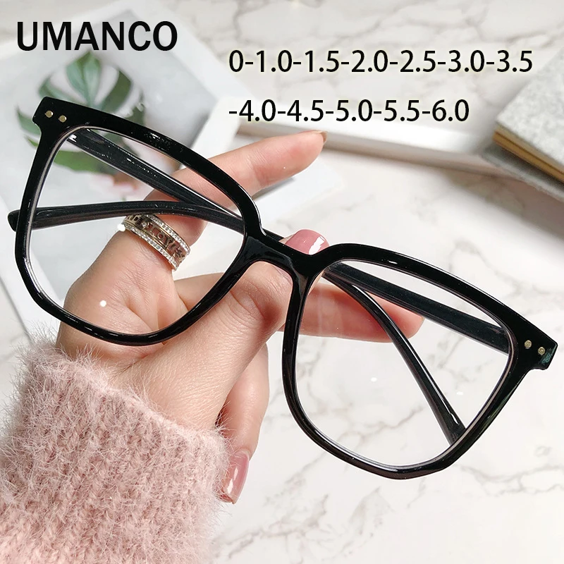 

Classic Fashion Square Myopia Glasses for Men Women Black Transparent PC Frame Blue Light Filter Lenses Prescription Eyewear
