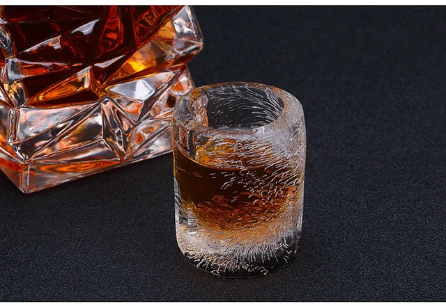 European American Bar Creativity Shot Glasses Made Of Ice Silica Gel Ice  Pattern Mold Whiskey Glass Cocktail Cup Iced Modeling