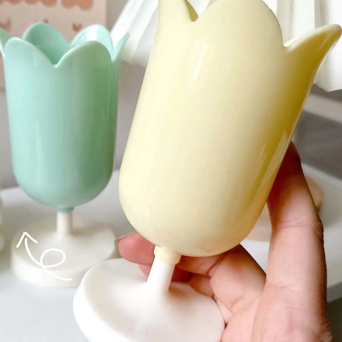 Pen Holder 1pc Flower Desktop round Row Pen Storage Ornaments Mother's Day Tulip Holder Gifts