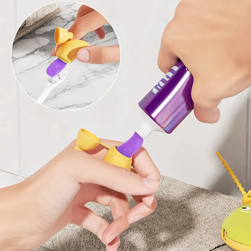 Charming Portable Travel Toothbrush Protective Cap - Banana Design Brush Case