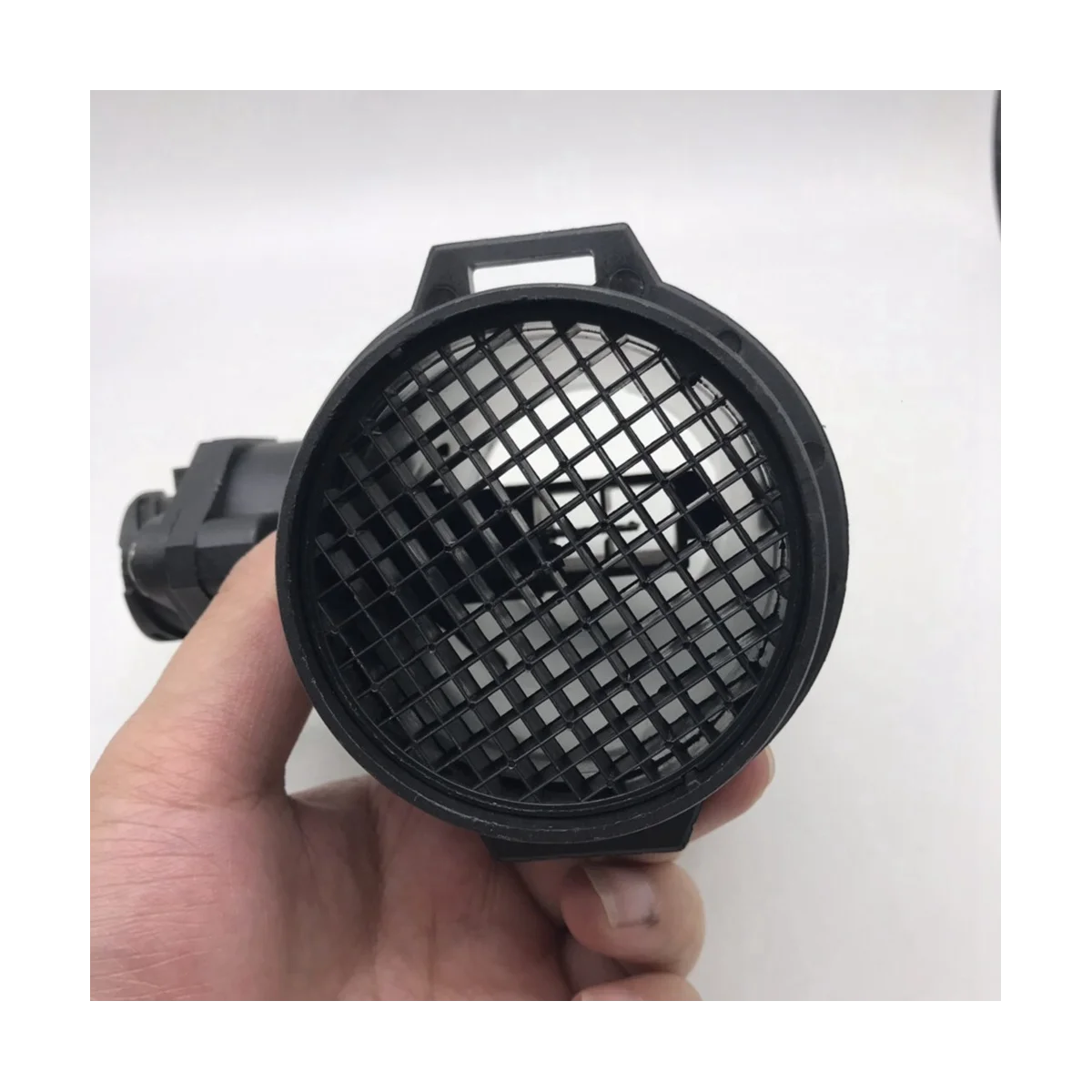 

Датчик расхода воздуха для MERCEDES BENZ W202 S202 C208 C124 W124 W210 A124 A208 C124 S124 S210 0000940048 0280217100