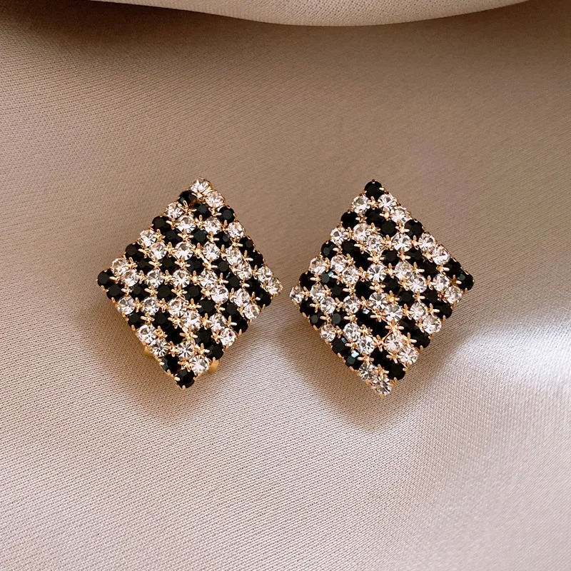 Brown Resin Tiger's Eye Stud Earrings - Detail View 9