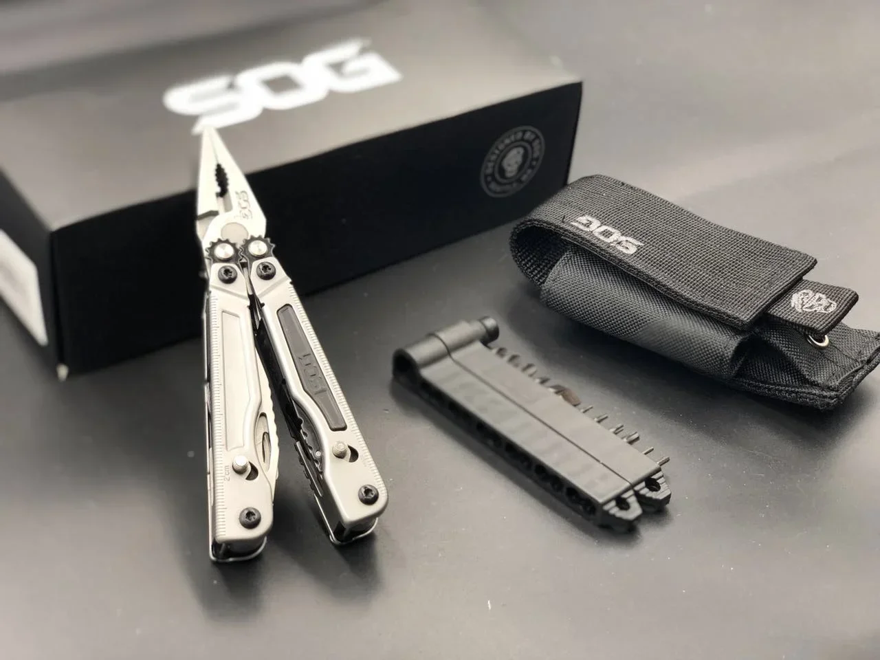 PX1001 Outdoor Survival Quick Opening Multi purpose Tool, Multifunctional Tool Pliers