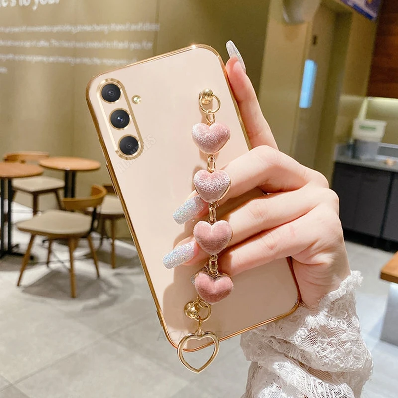 Love Heart Bracelet Luxury Chain Cover - Plating Case Design