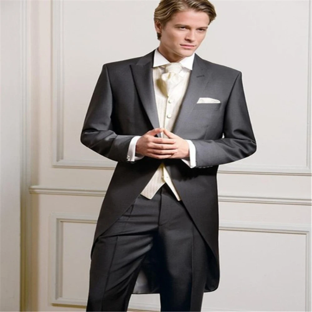 Formal Black Men's 3 Pieces Swallow-Tailed Coat Suit Wedding Groom Tuxedos Prom Party Suit Peak Lapel Jacket Waistcoat Trousers