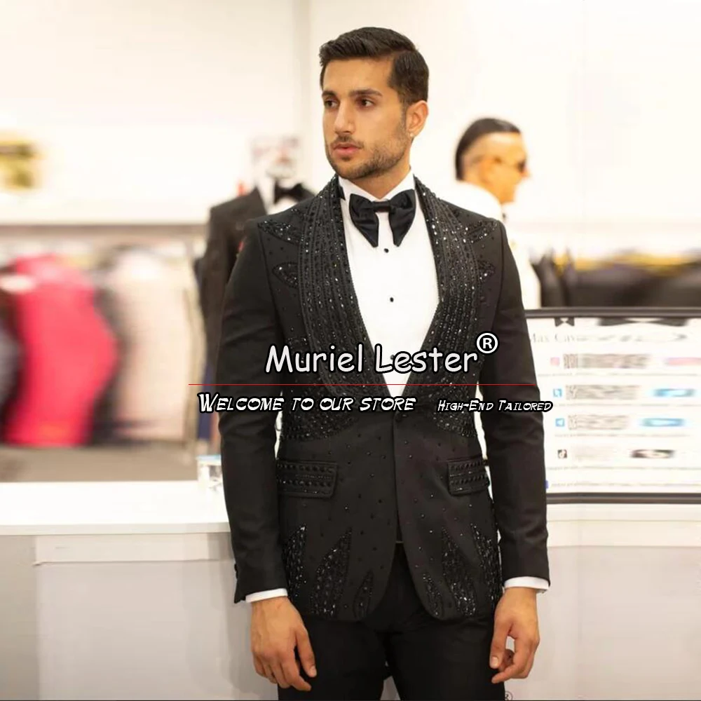 

Luxury Wedding Suits For Men Fit Slim Black Crystals Beading Stone Stitched Jacket Vest Pants 3 Pieces Groom Tuxedos Tailor-Made
