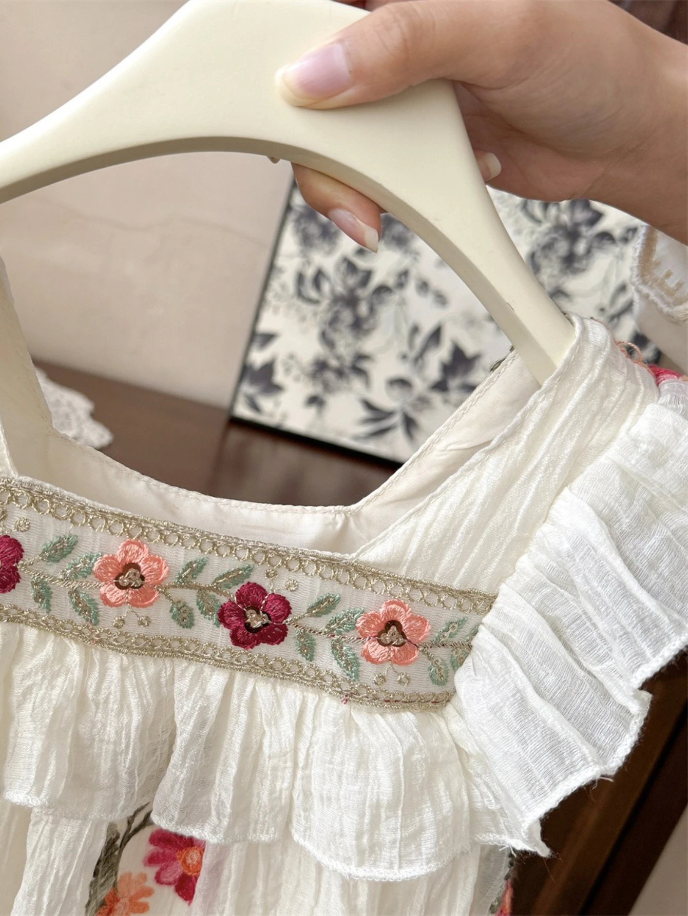 Neues Sommerkleid für Mädchen – besticktes Blumen-Prinzessinnenkleid mit Rüschen, süßes Baby-Mädchen-Outfit, Kinderkleider für Mädchen – Detail 9