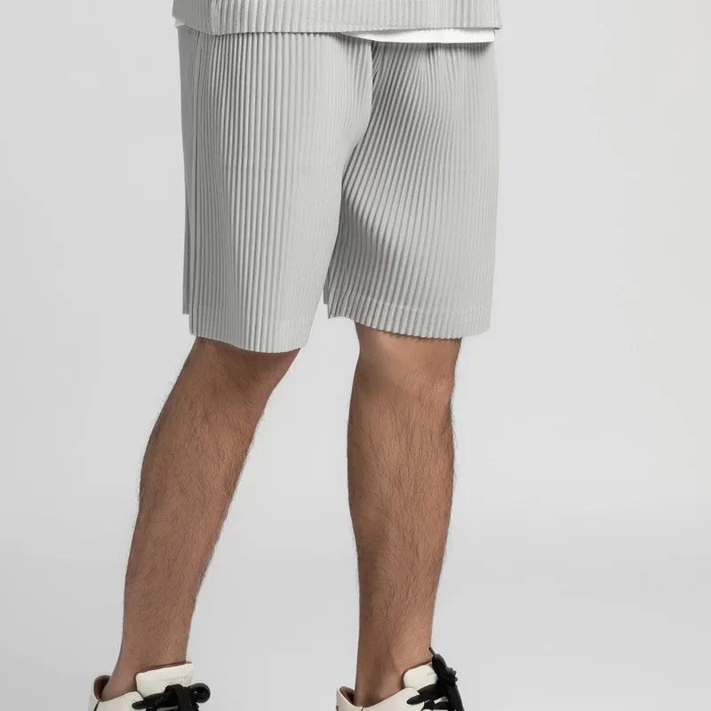 남성용 오버사이즈 패션 캐주얼 플리츠 반바지, 일본 스트리트웨어, 느슨한 아이스 실크 반바지, 남성 비치 반바지, M-2XL