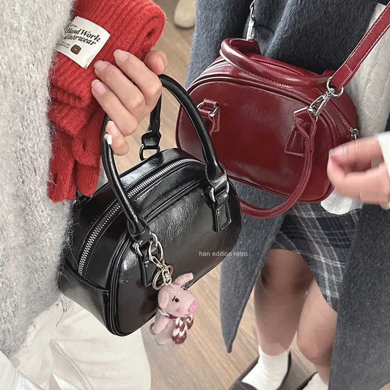 Versatile Small Square Handbag For Women Fall Winter Vintage Red Zipper Pu Leather Ladies Crossbody Bags Simple Commuting Pack