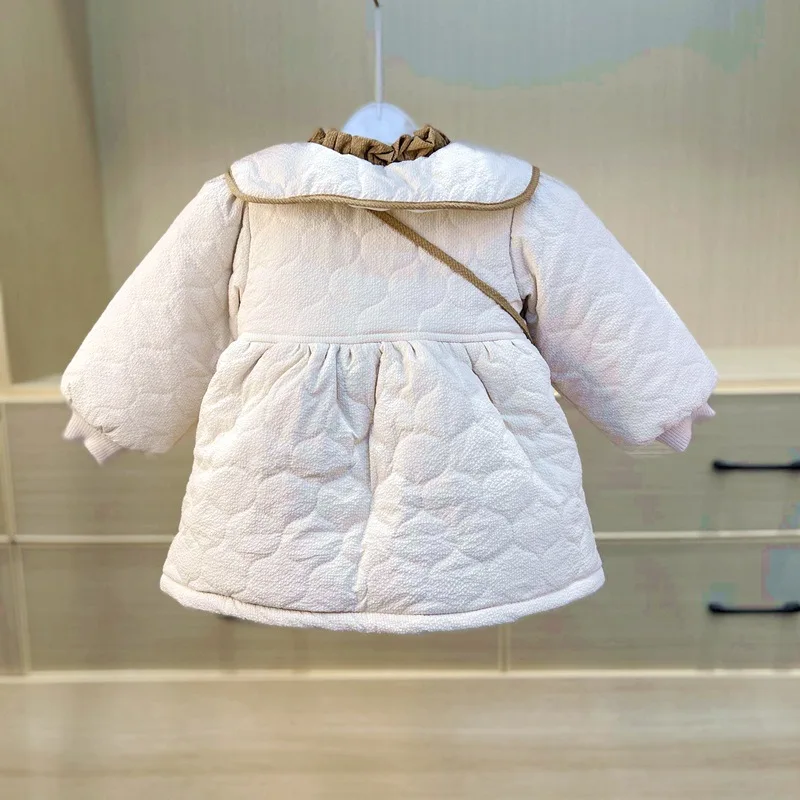 ���ƿ� Ű�� ����, ���ο� �м� �ܿ� ���� ��Ʈ ���� ��Ÿ�� �ƿ��� ĳ�־�  ���� �Ƿ� 2-7T ���� ���� 2022