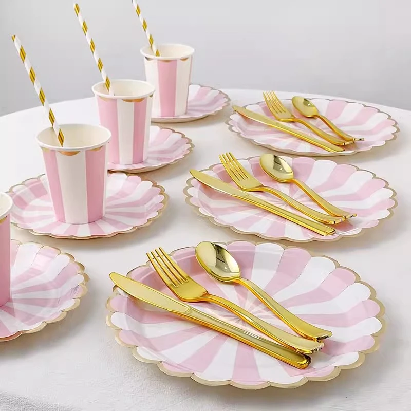 Description Picture 4 of item10pcs/set Disposable Tableware Birthday Party Accessories Paper Disposable Tableware Plates Cups Wedding Party Decor Supplies