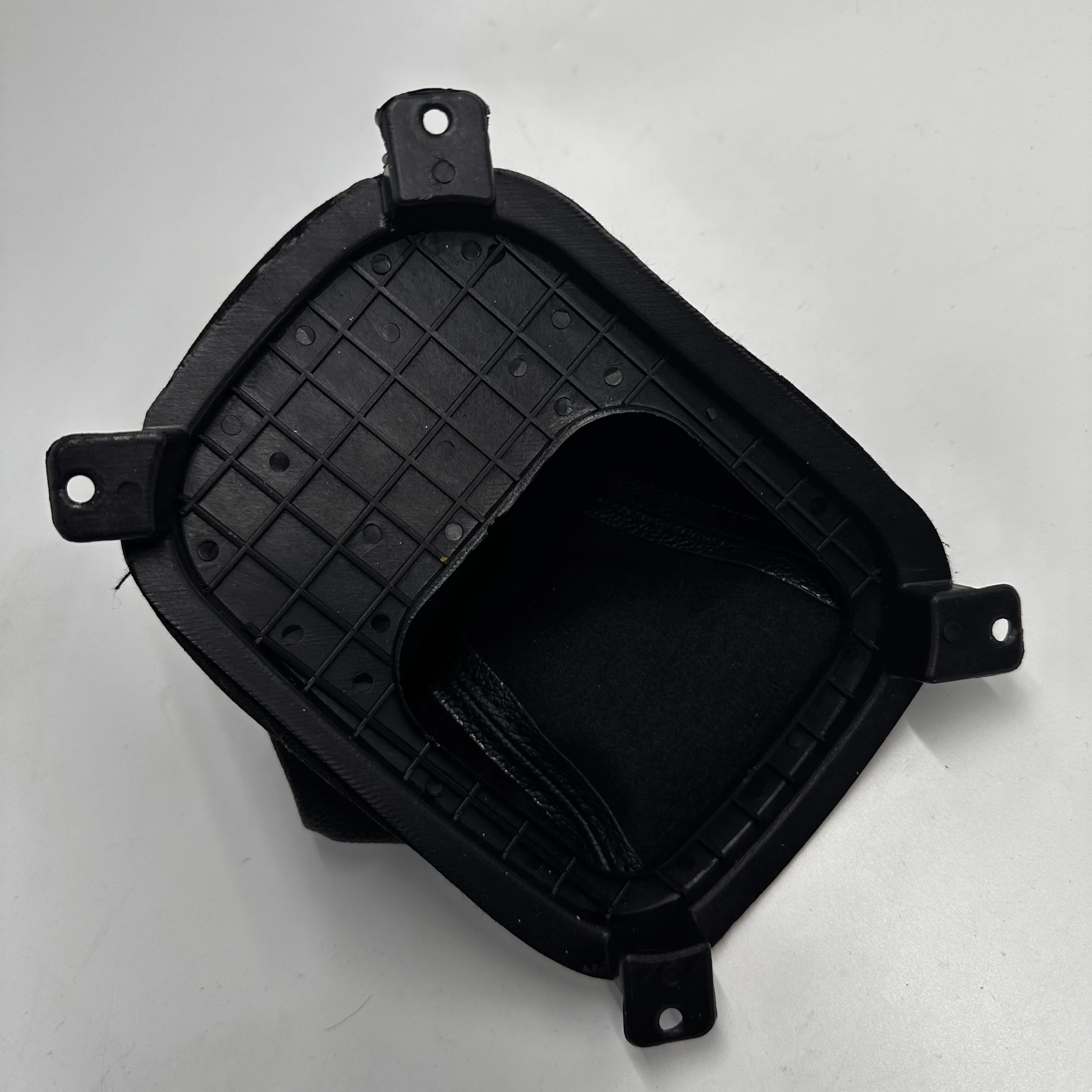 For Kia Sportage Gear Shift Knob Black Beige Car Styling Leather Manual Gaiter Boot Cover Dustproof Cover Case Collar 846401F000 shift dust cover