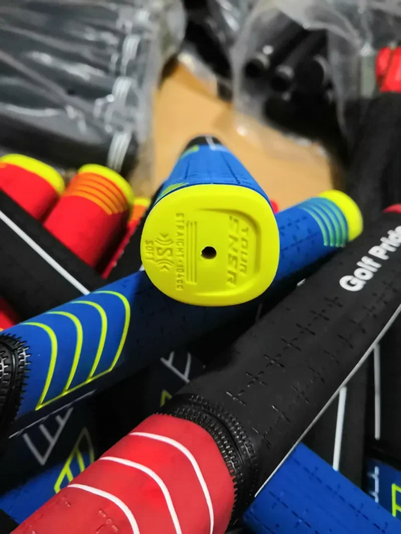 Description Picture 4 of itemblue/red/grey Golf Putter Grip Pro Wrap Rubber Golf Grips Light Weight Putter Grips Soft Feeling Non-Slip Unique Design Grip