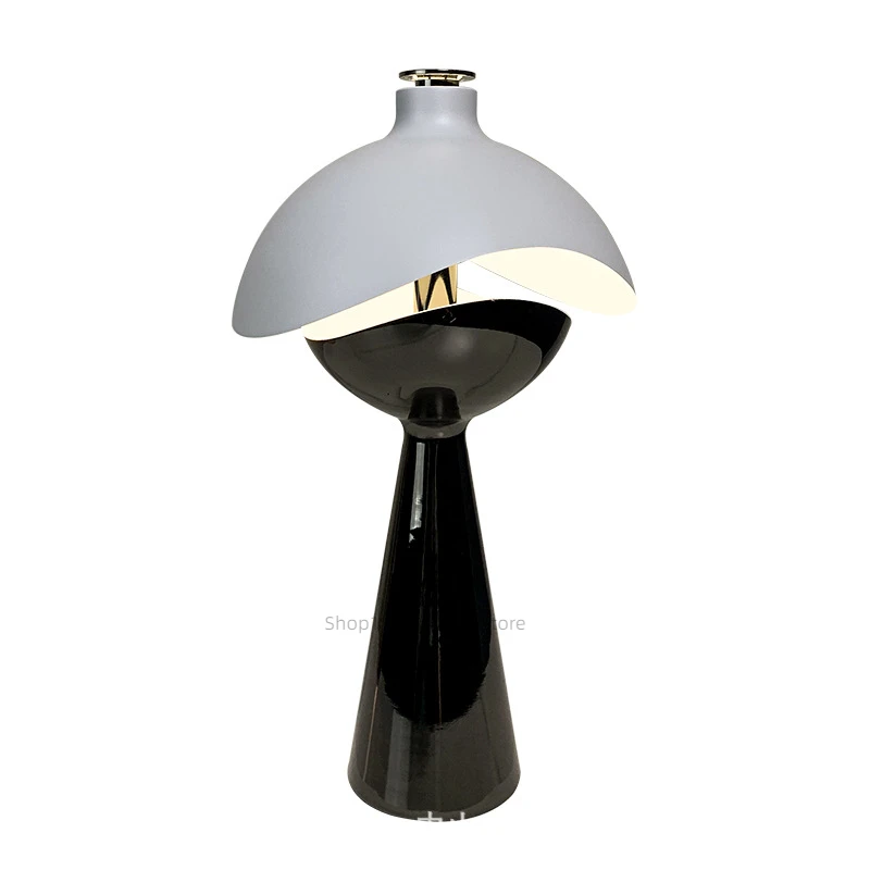 Rechargeable desk lamp, Nordic designer, light luxury, high-end bedroom, bedside, living room, study, interior decoration