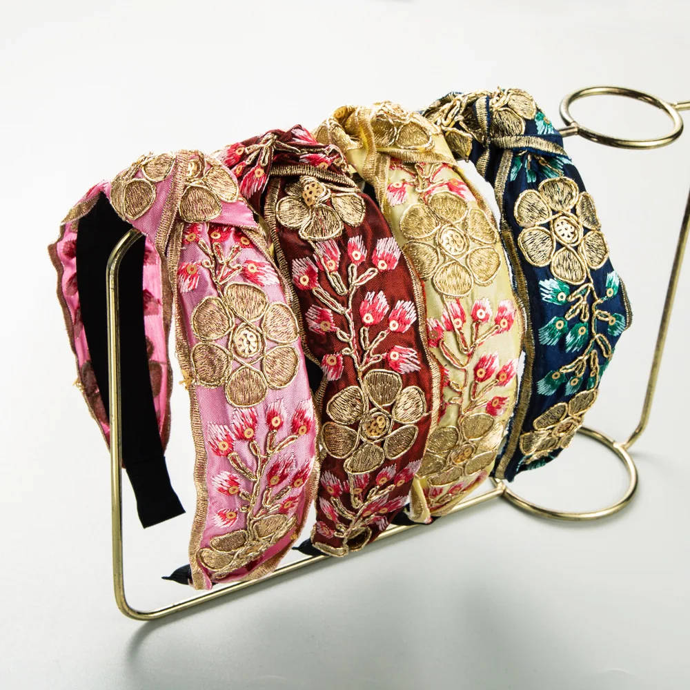 

New Vintage Court Style Hairband Embroidered Floral High-Grade Headband for Women Temperament Wild Hair Accessories