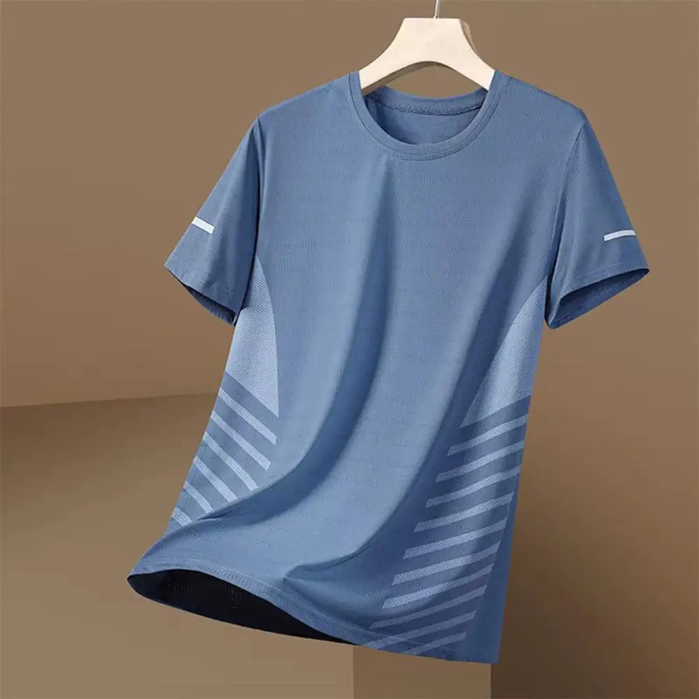 Quick Drying Ice Silk Short Sleeved Sport T Shirt Sweat Wicking and Breathable Running Basketball Fitness Clothes