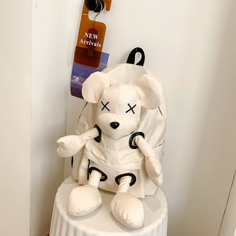 حقيبة ظهر Muppet بتصميم بلون موحد، تتميز بسعة كبير...