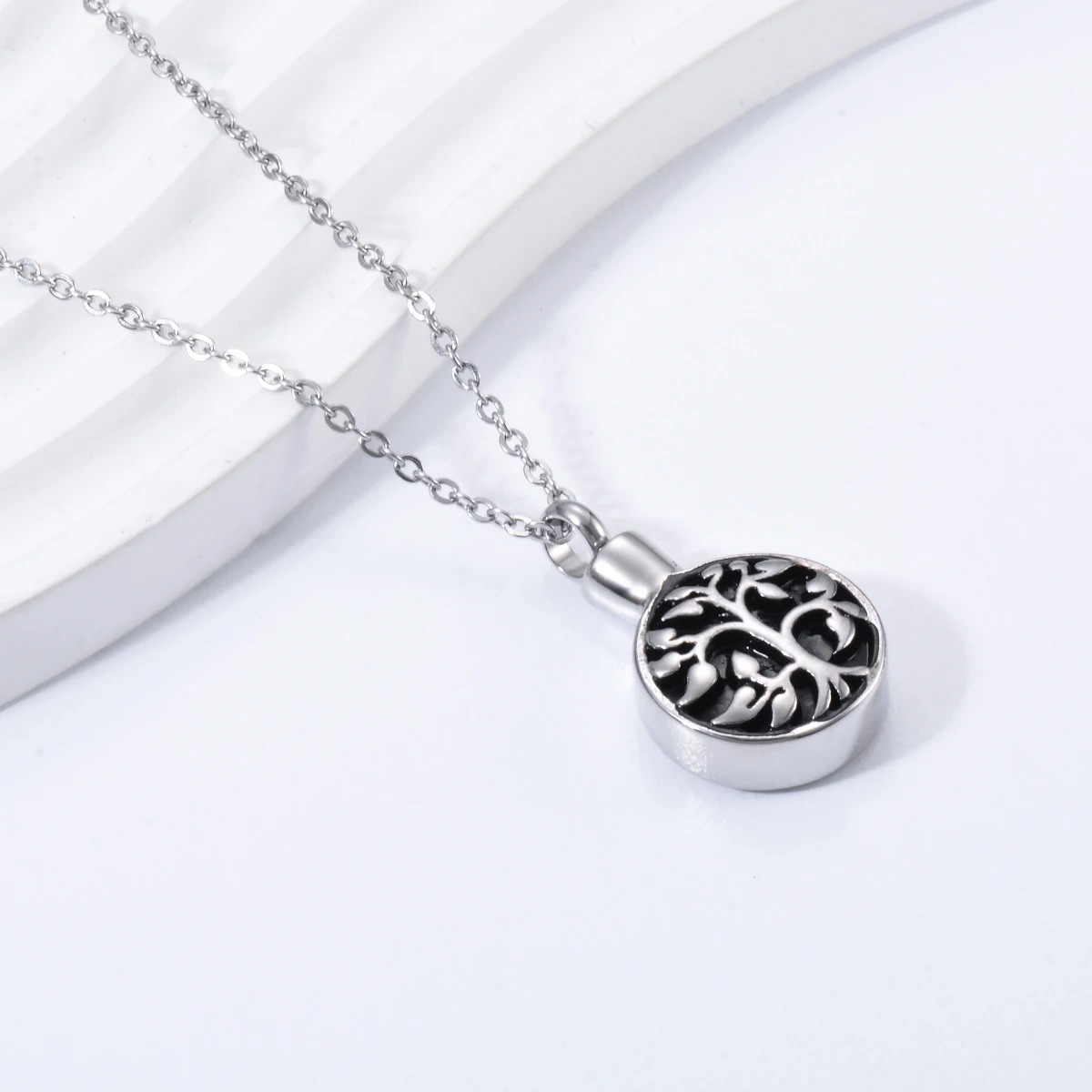 Custom Engraving Round Life Tree Stainless Steel Peaceful Tree Urn Pendant Necklace Memorial Ash Keepsake Cremation Jewelry 2