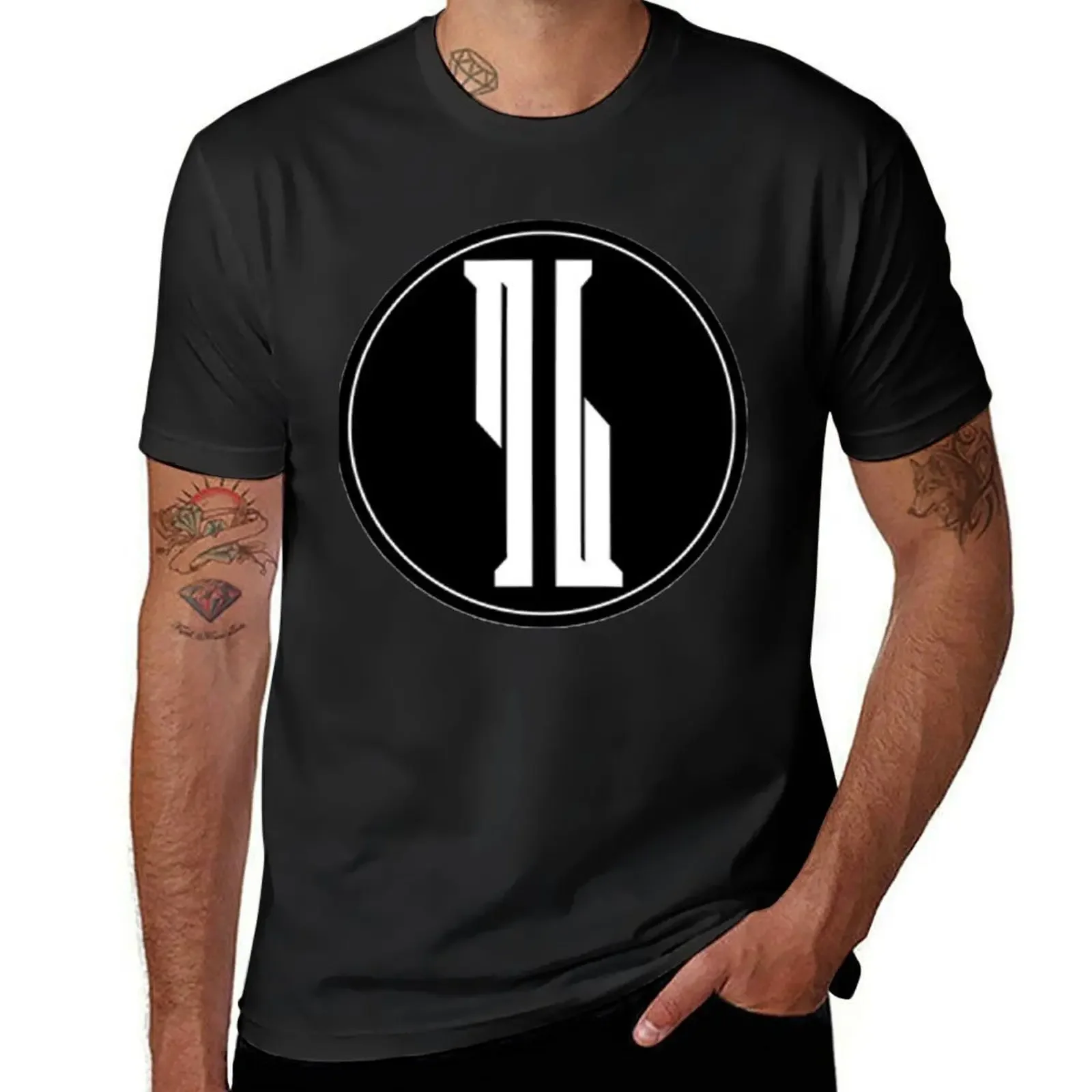 

Intervals band T-shirt summer top for a boy mens workout shirts