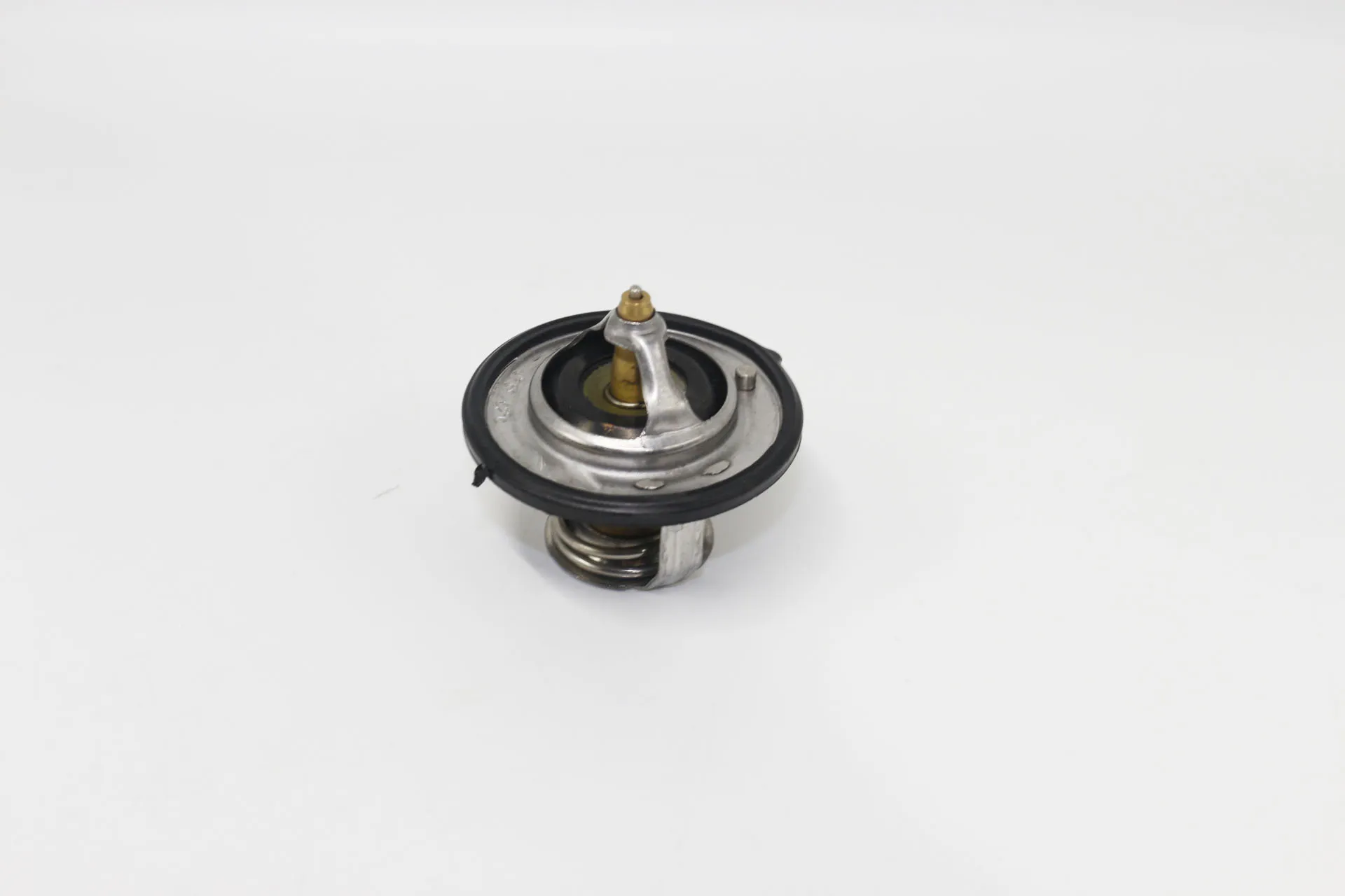 1Pc 255002B000 Engine Coolant Thermostat for Hyundai Elantra Accent VELOSTER for Kia Cerato Forte 25500-2B000