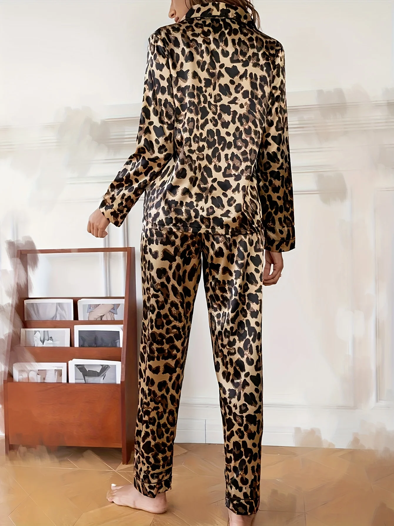 Leopard Print Pajamas Set for Women Autumn Winter Silk Satin Sleepwear Loose Casual 2