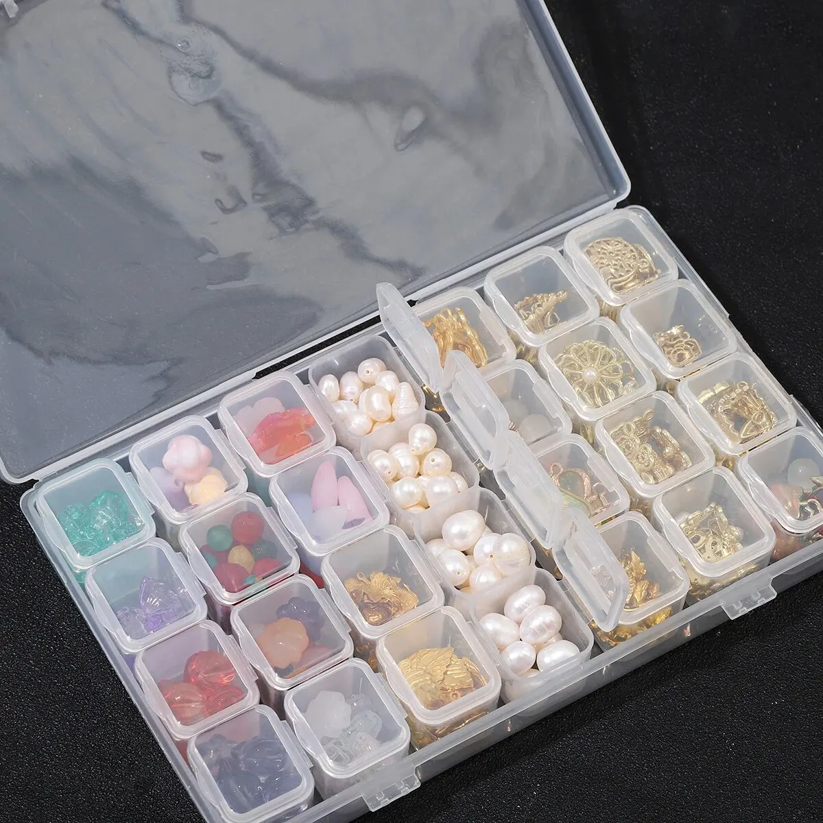 28 Grid Nail Diamond Box Plastic Empty Box Mini Detachable Decoration Pearl Small Rivet Semi Transparent Storage